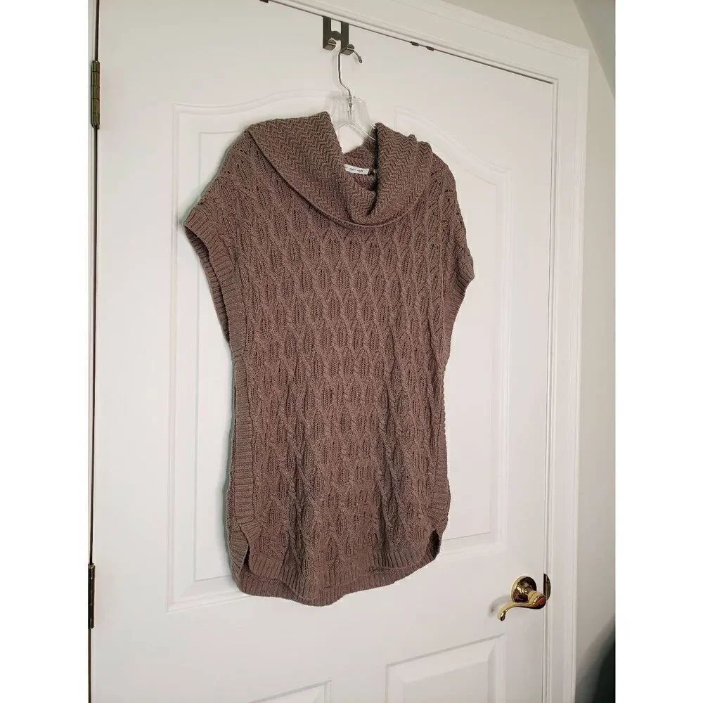 Eight Eight Eight Sweater - Picture 3 of 8
